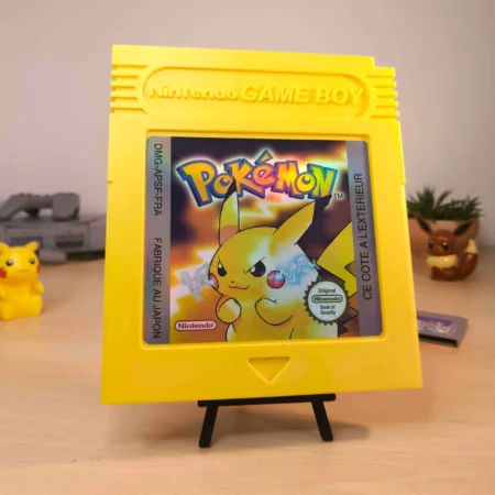 Cartouche Game Boy géante Pikachu - Décoration murale rétro gaming jaune